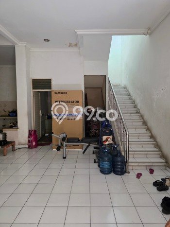 Komersial Dijual di Prime Area Jakarta Barat Luas 270m2 Komersial Dijual di Prime Area Jakarta Barat Luas 270m2