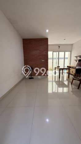 Rumah Luas Asri 3 KT Siap Huni di Bintaro Tangerang Selatan Rumah Luas Asri 3 KT Siap Huni di Bintaro Tangerang Selatan
