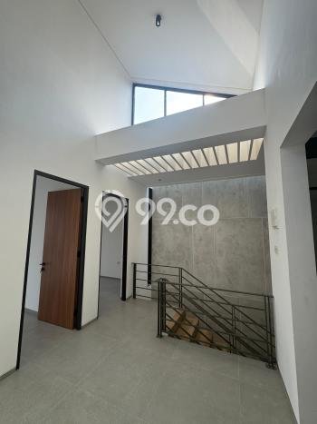 Hunian Mewah LB 240m2 Siap Huni Desain Elegan di Alam Sutera, Tangerang Hunian Mewah LB 240m2 Siap Huni Desain Elegan di Alam Sutera, Tangerang