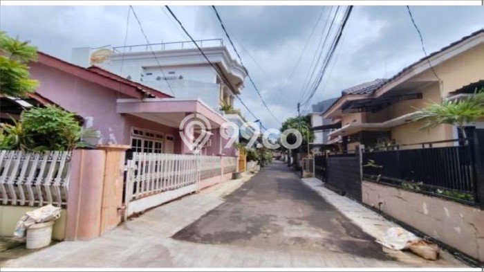 For Sale Hunian Rumah Terawat 5 Kamar di Jatibening, Bekasi For Sale Hunian Rumah Terawat 5 Kamar di Jatibening, Bekasi