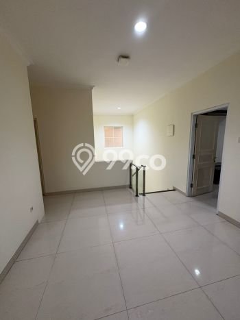 Rumah Sewa Jakarta Utara LT 240m2 LB 600m2 Area Pantai Indah Kapuk Rumah Sewa Jakarta Utara LT 240m2 LB 600m2 Area Pantai Indah Kapuk