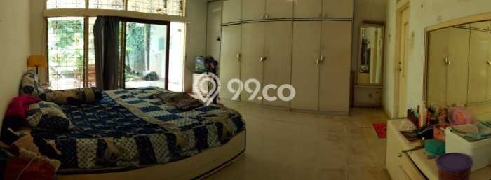 Rumah Mewah LB 240m2 Siap Pakai Desain Elegan di Pangkalan Jati, Depok Rumah Mewah LB 240m2 Siap Pakai Desain Elegan di Pangkalan Jati, Depok