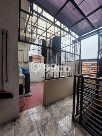 Rumah Eksklusif Siap Huni LT 167m2 di Ciledug, Tangerang Rumah Eksklusif Siap Huni LT 167m2 di Ciledug, Tangerang