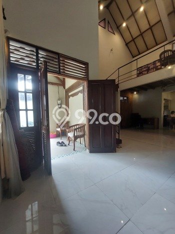 Ready to Use! Premium House LT 380m2 Desain Elegan di Cipete Ready to Use! Premium House LT 380m2 Desain Elegan di Cipete