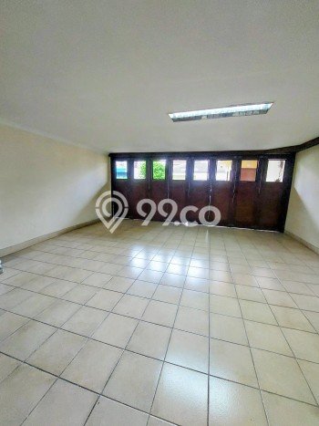 Rumah Elit LB 235m2 Siap Pakai Desain Elegan di Cipete, Jakarta Selatan Rumah Elit LB 235m2 Siap Pakai Desain Elegan di Cipete, Jakarta Selatan