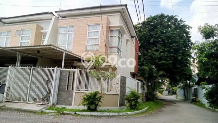 Rumah Minimalis 5 Kamar LT 124m2 di Manyar Rumah Minimalis 5 Kamar LT 124m2 di Manyar