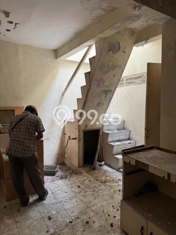 Rumah Modern 4 KT di Darmo permai Surabaya Unfurnished Rumah Modern 4 KT di Darmo permai Surabaya Unfurnished