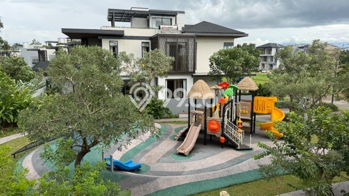 Dijual Rumah Mewah Exclusive di Cimanggis, Depok Dijual Rumah Mewah Exclusive di Cimanggis, Depok