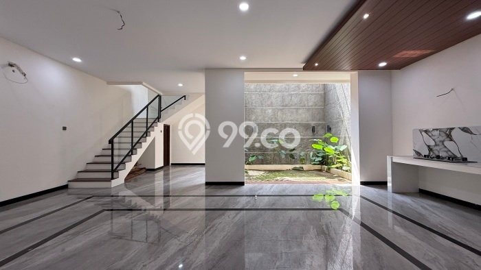Hunian Mewah LB 324m2 Siap Pakai Desain Elegan di Pejaten, Jakarta Selatan Hunian Mewah LB 324m2 Siap Pakai Desain Elegan di Pejaten, Jakarta Selatan