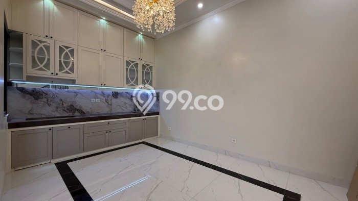 Dijual Rumah Premium dengan Fasilitas Sekitar Komplit di Jagakarsa, Jakarta Selatan Dijual Rumah Premium dengan Fasilitas Sekitar Komplit di Jagakarsa, Jakarta Selatan
