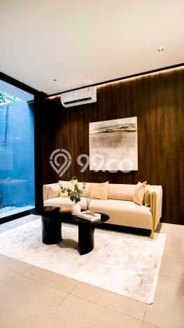 Rumah Luas Asri 4 KT Siap Pakai di Bintaro Jakarta Selatan Rumah Luas Asri 4 KT Siap Pakai di Bintaro Jakarta Selatan