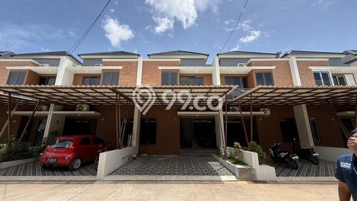 Dijual Hunian Rumah Terawat 3 Kamar di Cibubur, Bekasi Dijual Hunian Rumah Terawat 3 Kamar di Cibubur, Bekasi