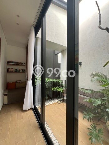 Hot Offer Hunian Mewah Ideal dan Luas di Ciracas, Jakarta Timur Hot Offer Hunian Mewah Ideal dan Luas di Ciracas, Jakarta Timur