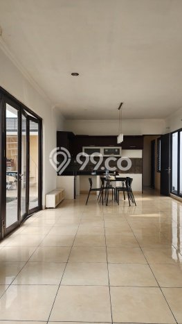Rumah Elit LB 264m2 Siap Huni Desain Elegan di Legenda Wisata, Bogor Rumah Elit LB 264m2 Siap Huni Desain Elegan di Legenda Wisata, Bogor