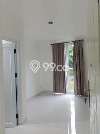 Ready to Use! Luxury House LT 200m2 Desain Elegan di Kota Wisata Ready to Use! Luxury House LT 200m2 Desain Elegan di Kota Wisata