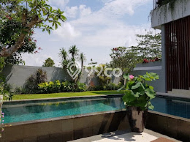 Vila Kawasan , Area 400m2m², Akses ke Pusat Kota Vila Kawasan , Area 400m2m², Akses ke Pusat Kota