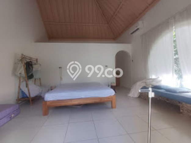 Vila Kawasan , Luas 275m2m², Area Nyaman Vila Kawasan , Luas 275m2m², Area Nyaman