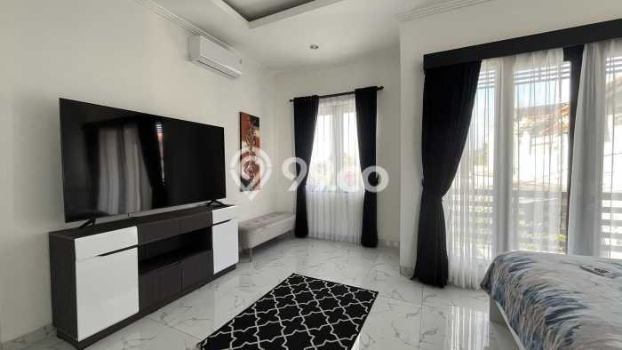 Kesempatan Investasi! Vila Kawasan , Ukuran 200m2m², Area Strategis dengan potensi tinggi Kesempatan Investasi! Vila Kawasan , Ukuran 200m2m², Area Strategis dengan potensi tinggi