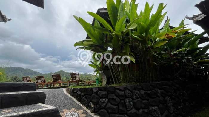 HOT DEAL! Vila Kawasan Sidemen, Luas 5500m2m², Area Strategis HOT DEAL! Vila Kawasan Sidemen, Luas 5500m2m², Area Strategis
