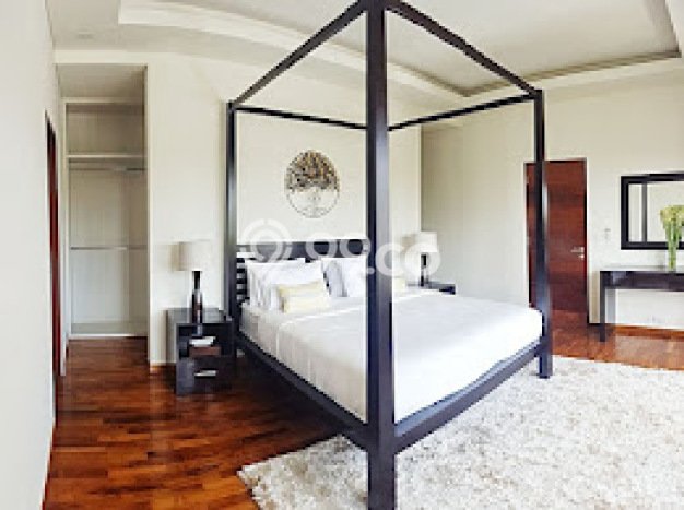 Vila Kawasan , Area 400m2m², Akses ke Pusat Kota Vila Kawasan , Area 400m2m², Akses ke Pusat Kota