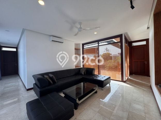 Vila di , Ukuran 450m2m², Ideal untuk beragam keperluan Vila di , Ukuran 450m2m², Ideal untuk beragam keperluan