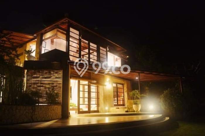 Vila Strategis Kawasan , Dimensi 5500m2m², Lokasi Strategis dengan jalan mudah Vila Strategis Kawasan , Dimensi 5500m2m², Lokasi Strategis dengan jalan mudah
