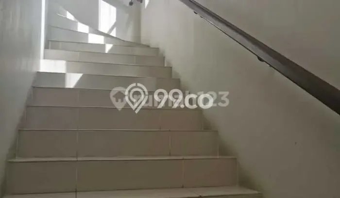 Hunian Elit LB 241m2 Siap Huni Desain Elegan di Modernland, Tangerang Hunian Elit LB 241m2 Siap Huni Desain Elegan di Modernland, Tangerang