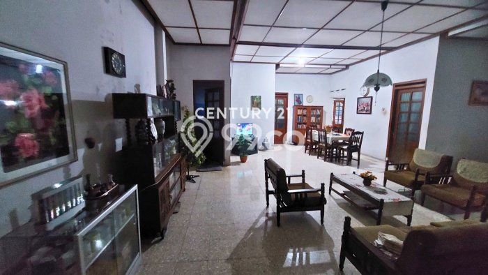 Jual Rumah Mewah Elegan Dengan View Cantik di Condong Catur, Sleman Jual Rumah Mewah Elegan Dengan View Cantik di Condong Catur, Sleman