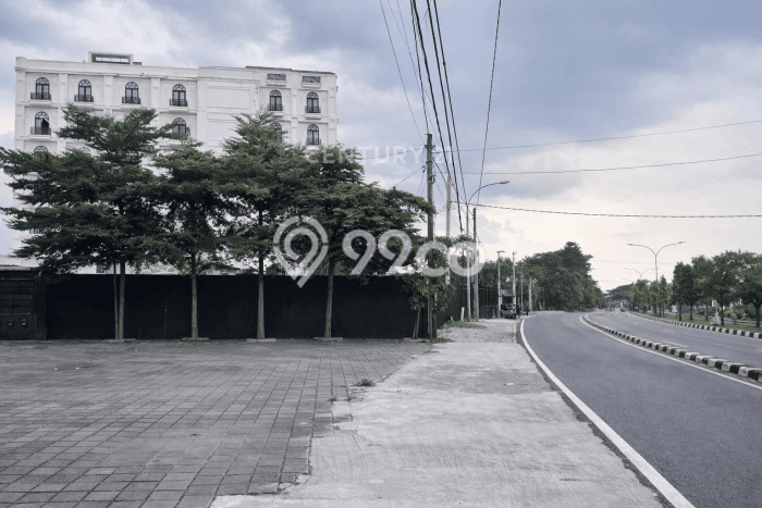 Dijual! Ruko di Caturtunggal Yogyakarta LT 150m2 / LB 180m2 Kawasan Bisnis Dijual! Ruko di Caturtunggal Yogyakarta LT 150m2 / LB 180m2 Kawasan Bisnis