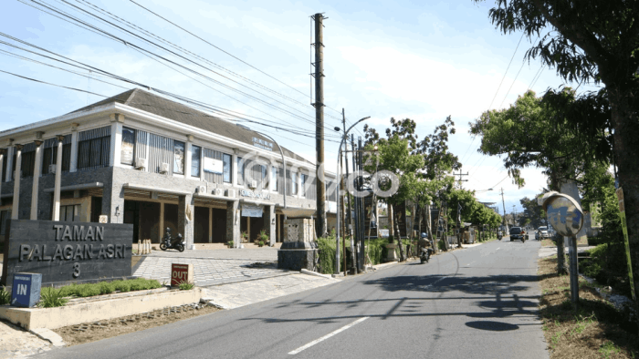 Unit Ruko Dijual di Ngaglik Sleman 145m2 Unit Ruko Dijual di Ngaglik Sleman 145m2