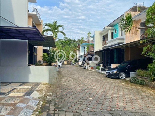 Siap Huni Hunian Elit 5 Kamar di Tegalrejo Dekat ke Mana Pun Siap Huni Hunian Elit 5 Kamar di Tegalrejo Dekat ke Mana Pun