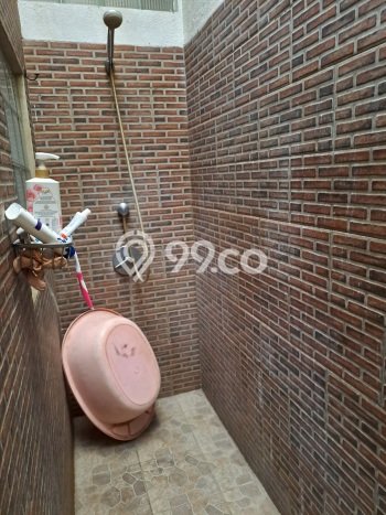 Dijual Rumah Mewah Megah Dengan View Eksklusif di Jemursari, Surabaya Dijual Rumah Mewah Megah Dengan View Eksklusif di Jemursari, Surabaya