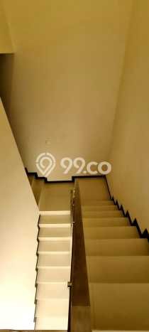 Dijual Hunian Rumah Nyaman 3 KT di Manyar, Surabaya Dijual Hunian Rumah Nyaman 3 KT di Manyar, Surabaya