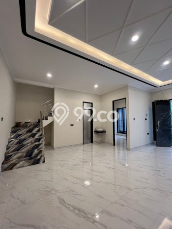 Dijual Rumah Premium dengan Fasilitas Sekitar Lengkap di Sukolilo, Surabaya Dijual Rumah Premium dengan Fasilitas Sekitar Lengkap di Sukolilo, Surabaya
