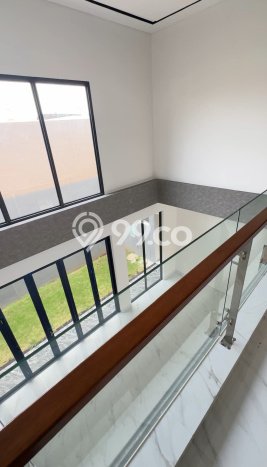 Dijual Rumah Luas Megah Dengan View Eksklusif di kertajaya, Surabaya Dijual Rumah Luas Megah Dengan View Eksklusif di kertajaya, Surabaya