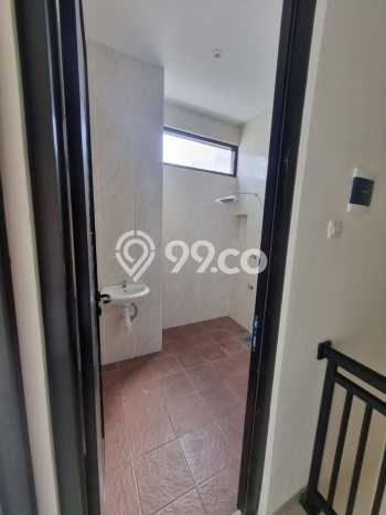 Jual Rumah Minimalis Bagus Punya 3 KT di Rungkut Surabaya SHM Jual Rumah Minimalis Bagus Punya 3 KT di Rungkut Surabaya SHM