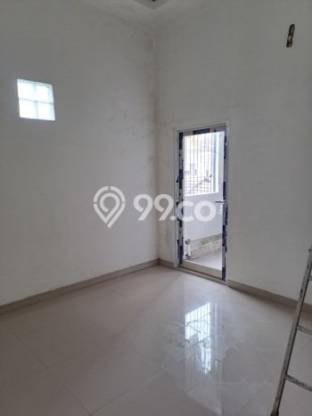 Rumah Luas Asri 6 KT Siap Pakai di Pondok Tjandra Sidoarjo Rumah Luas Asri 6 KT Siap Pakai di Pondok Tjandra Sidoarjo