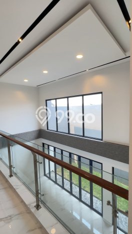 Dijual Rumah Luas Megah Dengan View Eksklusif di kertajaya, Surabaya Dijual Rumah Luas Megah Dengan View Eksklusif di kertajaya, Surabaya