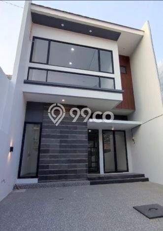 Rumah Luas Asri 4 KT Siap Huni di Manyar Surabaya Rumah Luas Asri 4 KT Siap Huni di Manyar Surabaya
