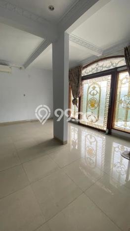 Rumah sewa siap pakai 5 Kamar Tidur di Sentul City, Bogor Rumah sewa siap pakai 5 Kamar Tidur di Sentul City, Bogor