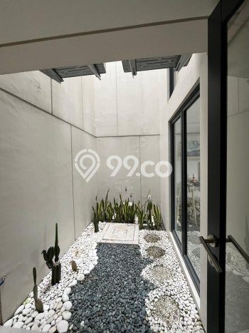 Lokasi strategis! Rumah siap pakai disewakan di BSD LB 80m2 Lokasi strategis! Rumah siap pakai disewakan di BSD LB 80m2