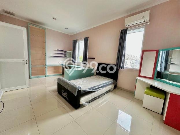 Rumah Mewah LB 310m2 Siap Pakai Desain Elegan di BSD Foresta, Tangerang Rumah Mewah LB 310m2 Siap Pakai Desain Elegan di BSD Foresta, Tangerang