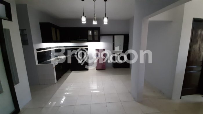 Dijual Cepat Rumah Favorit Siap Huni LB 111m2 di Sidoarjo, Sidoarjo Dijual Cepat Rumah Favorit Siap Huni LB 111m2 di Sidoarjo, Sidoarjo