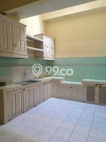 Dijual Cepat Rumah Bagus Siap Huni LB 199m2 di Waru, Sidoarjo Dijual Cepat Rumah Bagus Siap Huni LB 199m2 di Waru, Sidoarjo