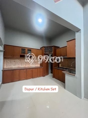 Jual Rumah Strategis Bagus Punya 4 KT di Sidoarjo Sidoarjo SHM Jual Rumah Strategis Bagus Punya 4 KT di Sidoarjo Sidoarjo SHM