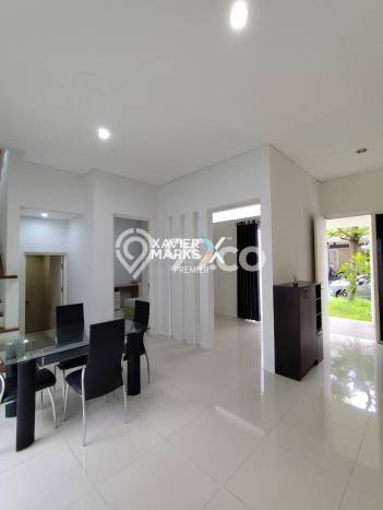 Dijual Rumah Eksklusif 3 KT di Soekarno Hatta, Malang Dijual Rumah Eksklusif 3 KT di Soekarno Hatta, Malang