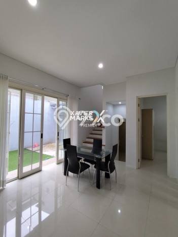 Dijual Rumah Eksklusif 3 KT di Soekarno Hatta, Malang Dijual Rumah Eksklusif 3 KT di Soekarno Hatta, Malang