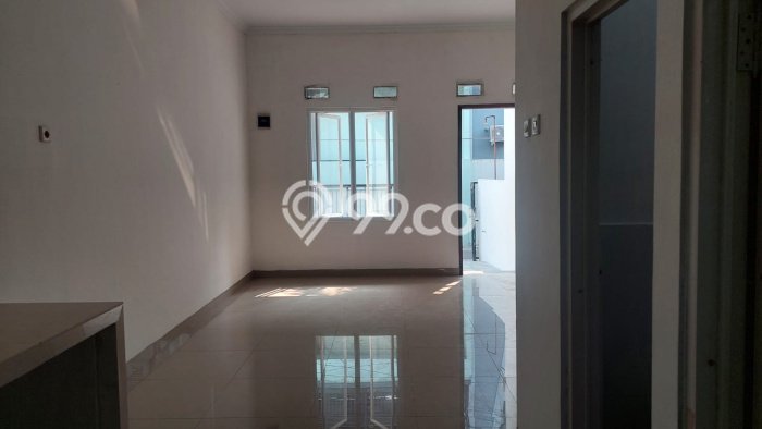 Dijual Cepat Rumah Bagus Siap Huni LB 100m2 di Kemayoran, Jakarta Pusat Dijual Cepat Rumah Bagus Siap Huni LB 100m2 di Kemayoran, Jakarta Pusat