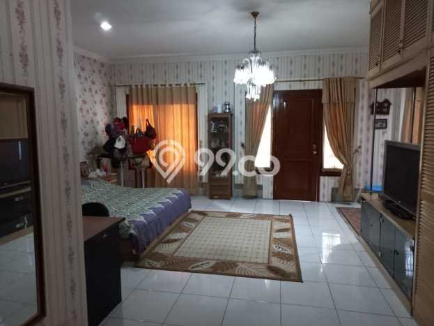 Rumah Mewah LB 400m2 Siap Huni Desain Elegan di Bintaro, Jakarta Selatan Rumah Mewah LB 400m2 Siap Huni Desain Elegan di Bintaro, Jakarta Selatan