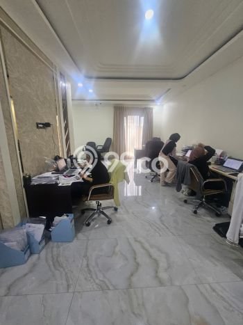 Rumah Elit LB 360m2 Siap Pakai Desain Elegan di Graha Raya Bintaro, Tangerang Selatan Rumah Elit LB 360m2 Siap Pakai Desain Elegan di Graha Raya Bintaro, Tangerang Selatan